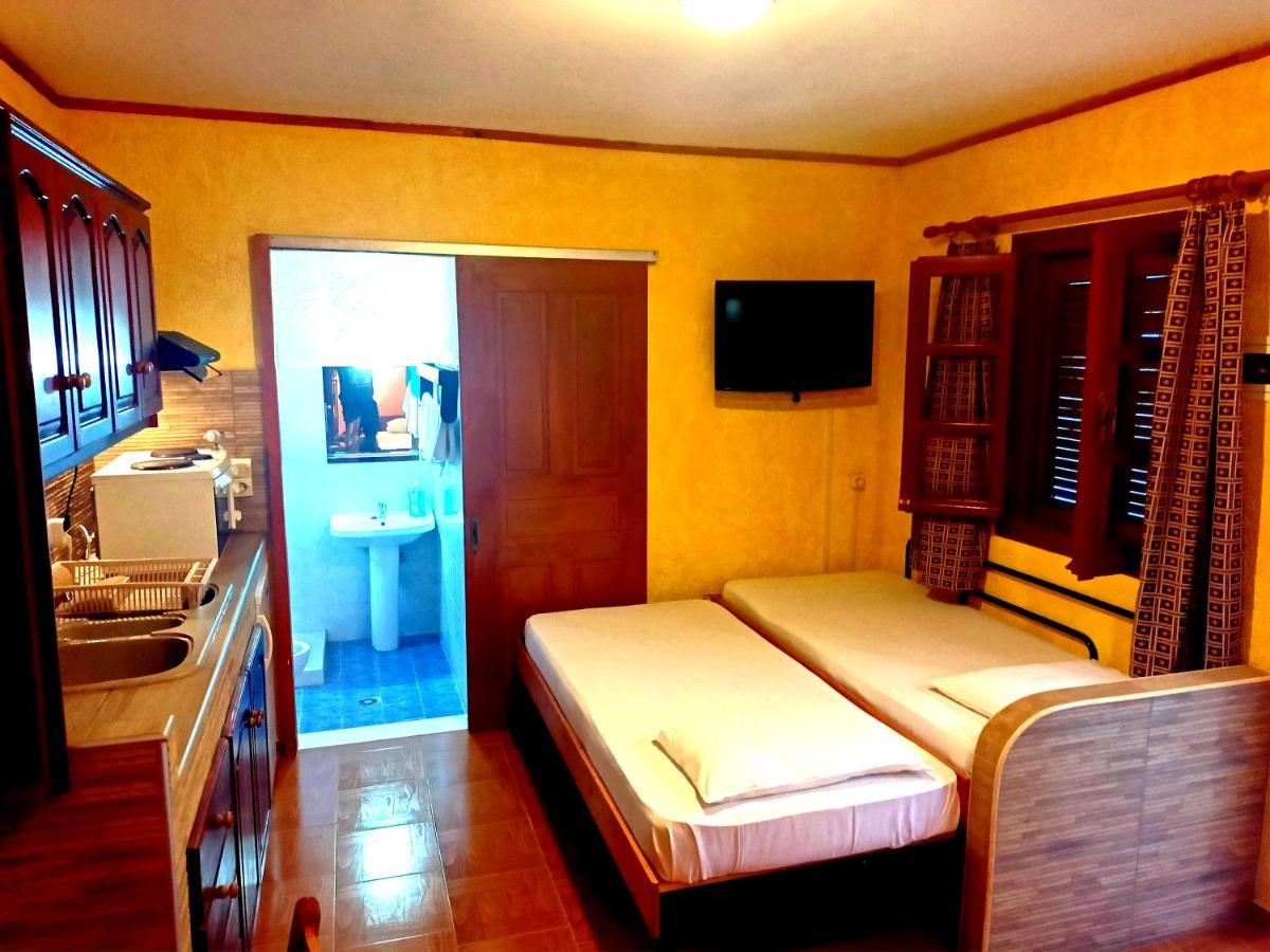 Sunrise Apartments Παλαίκαστρο Εξωτερικό φωτογραφία